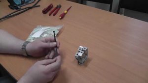 ИЭК. Почему не стоит покупать это оборудование электрикам