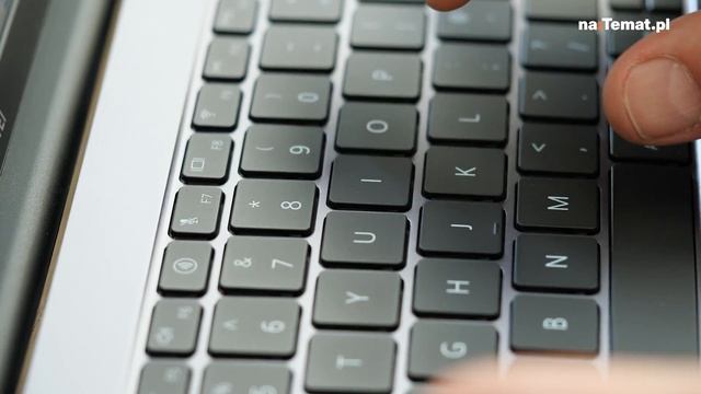 Moje biuro? Dzięki nowemu laptopowi Huawei MateBook D16 jest wszędzie! смотреть онлайн