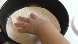 БЫСТРЫЙ ЗАВТРАК ЯИЧНИЦА С КОЛБАСОЙ И СЫРОМ В ЛАВАШЕ//ЗАКУСКА ИЗ ЛАВАША