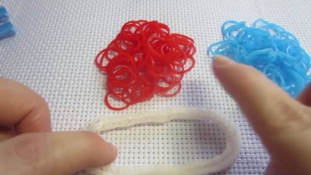 Браслет тройная коса на рогатке из резинок Bracelet Rainbow Loom смотреть онлайн