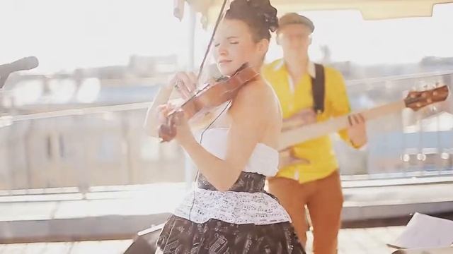 Евгения Зима Band - Вверх и в стороны смотреть онлайн