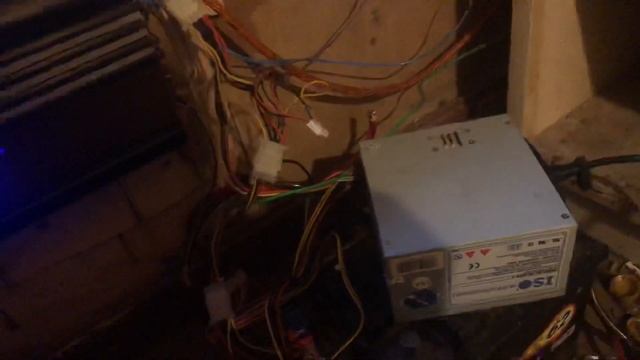 Подключение от компа блок питания к усилителю либо к магнитоле смотреть онлайн