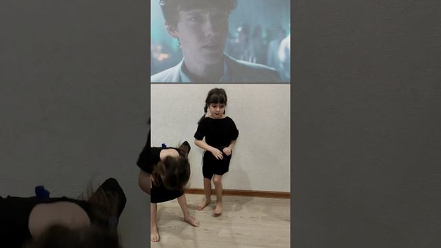 Танец Уэнсдей Аддамс
