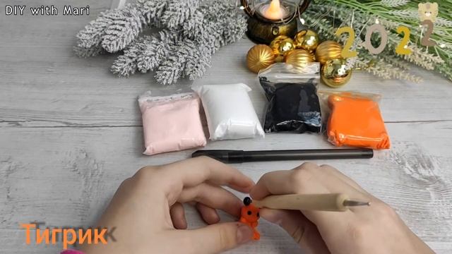 ?? Как слепить ТИГРА. Лепим тигренка. How to mold a tiger. Sculpting a tiger cub // DIY with Mari смотреть онлайн