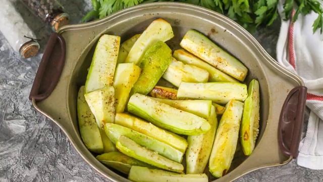 Диетические кабачки в духовке