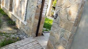 Облицовка природным камнем забора#design