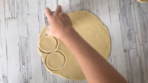 Маленькие закусочные пирожки с мясом ? Как приготовить МАЛЕНЬКИЕ ЗАКУСОЧНЫЕ мини ПИРОЖКИ с МЯСОМ