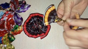 Игрушки на елку из фантиков//5 идей поделок для детей//