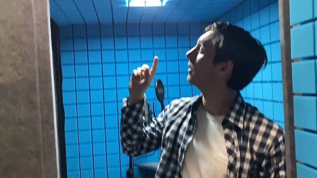 ВЕРНУЛСЯ ИЗ ОТПУСКА | Вокальная кабина | Лаунж-зона — ON!NEWS смотреть онлайн