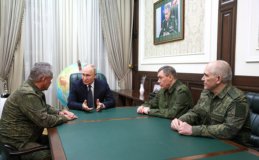 Путин посетил штаб Южного военного округа. Главное / События на ТВЦ