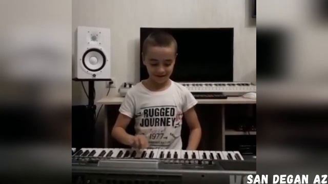 ТАЛАНТ ЧЕЧЕНСКИЙ КАК ОН КРАСИВО ПОЕТ смотреть онлайн