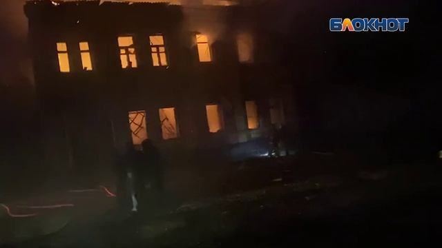 Донецк постоянно под обстрелами.mp4 смотреть онлайн