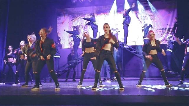 Танцевальная студия "Dekos". Постановка "iDynamite". смотреть онлайн