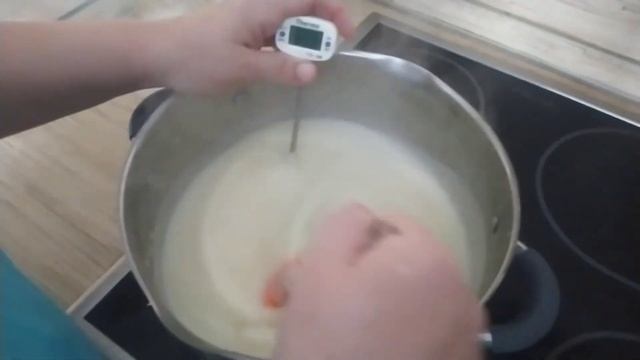 Рецепт плавленного сыра)))Домашний хохланд))))???