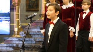 М.Таривердиев «Маленький принц» из к/ф «Пассажир с «Экватора». Солист Алексей Розов (13 лет)..