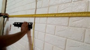 HISENSE 65 inches- Wall installation