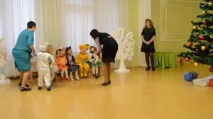 Веселая игра Новогодний утренник в детском саду Ясли