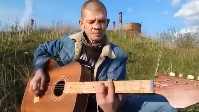 Легенда рок-н-ролла исполняет "дичь" на гитаре