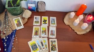 Расклад на 4 королевы: Кто меня любит