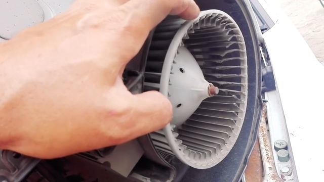 ТЯНИ ЛЫСЫЙ, ТЯНИ ! (МАТЫ) СНИМАЕМ ИСПАРИТЕЛЬ НА СУБАРУ смотреть онлайн