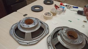 Yamaha NS 1000 Приклеиваем Магнит.