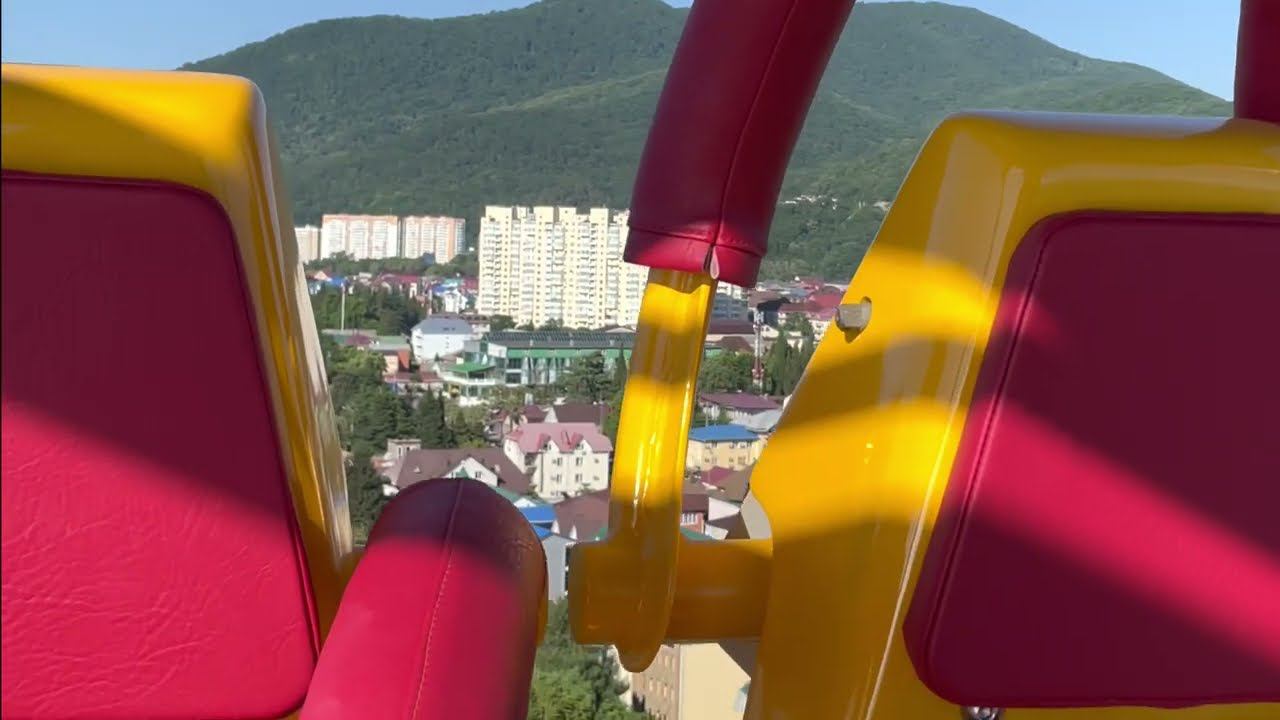 Колесо обозрения  в Лазаревском