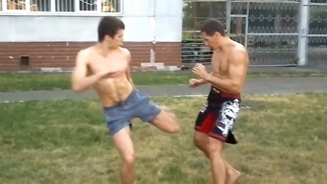 Набивка ног. Лоу кик смотреть онлайн