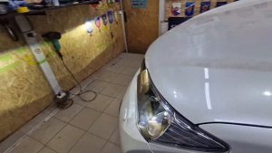 Toyota Rav4. ,Замена штатных линз на бидиодные линзы ZORKiY Gray Wolf G10, восстановление стёкол.
