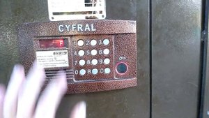 Как открыть домофон CYFRAL CCD-2094.1 без ключа