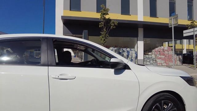 Onix vs Honda Crider poyga