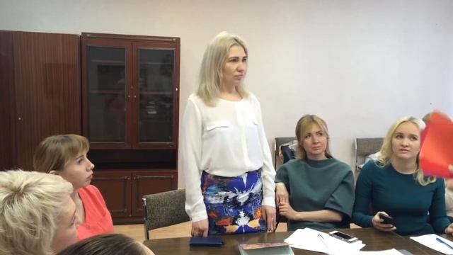 Разбираем цвета. Стилист Шоппер