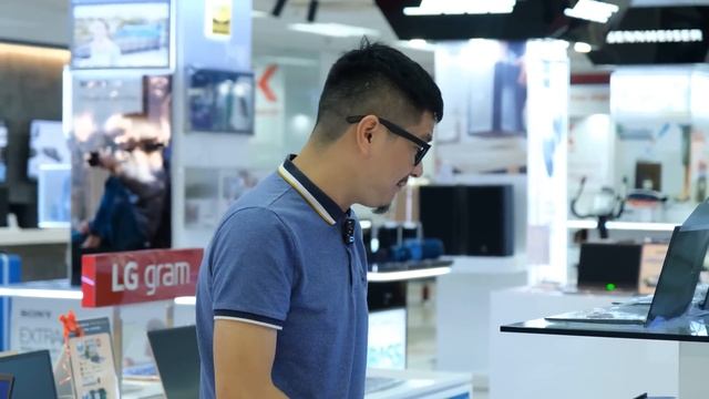 Trải nghiệm Laptop Cấu hình khủng với mức giá cực tốt смотреть онлайн