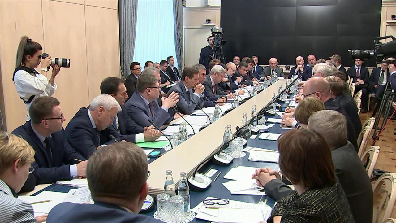 В Госдуме обсуждают законопроект о наказании за соблюдение санкций