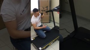 КАК СМАЗАТЬ БЕГОВУЮ ДОРОЖКУ? | Техническое обслуживание.