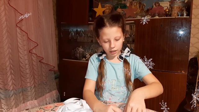 Как сделать красивую снежинку.