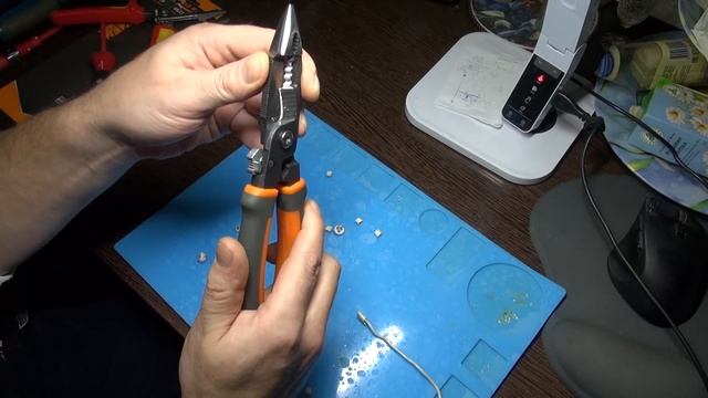 KNIPEX KN-1396200 и его китайски аналог SHEFFIELD Multifunctional