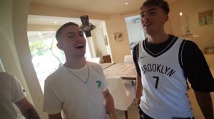 Inoxtag mange en tête à tête avec la sirène (il obtient un bisou) #7