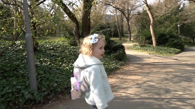 Влог Укусила пчела и комар выпил два литра крови Я В ШОКЕ смотреть онлайн