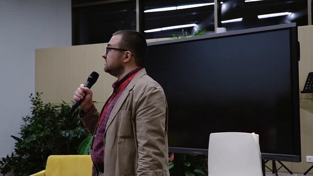 "Чем на самом деле занимаются академические экономисты?" Вечер с Андреем Бремзеном смотреть онлайн