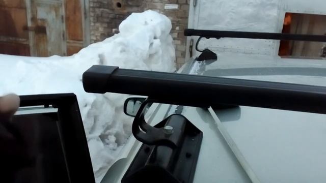 Правильный способ установки багажника на крышу автомобиля