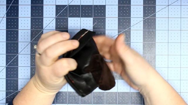 Leather Baby Mocassins tutorial & free pattern смотреть онлайн