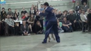 Roxana Suarez y Sebastian Achaval bailando el Vals UNA LAGRIMITA en La Milonga del Moran
