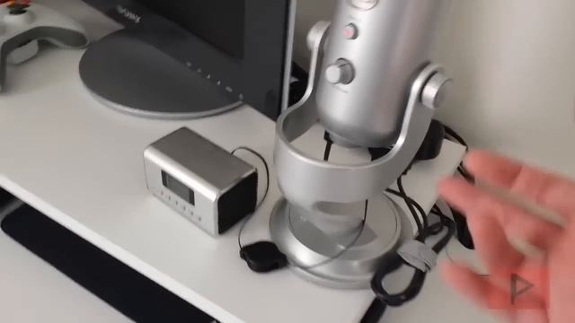 [How To] Build a Custom Computer Desk For Less Than $40 (Versatile's Desk Make Over) смотреть онлайн