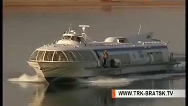 Метеор братск иркутск. Метеор иркутск по ангаре. Теплоход иркутск братск. Метиоре иркутск братск. Корабль метеор иркутск братск.