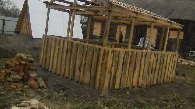 Делаем своими силами погреб и времянку.