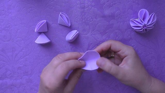 Цветы из фоамирана .Заколка своими руками!!!!