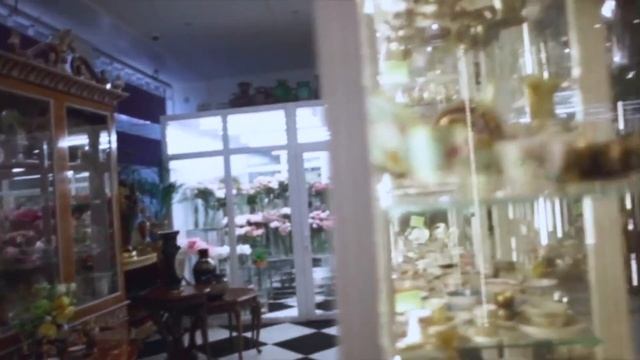 Флористическая студия Самсон Букет и Антикварная галерея Антикленд смотреть онлайн