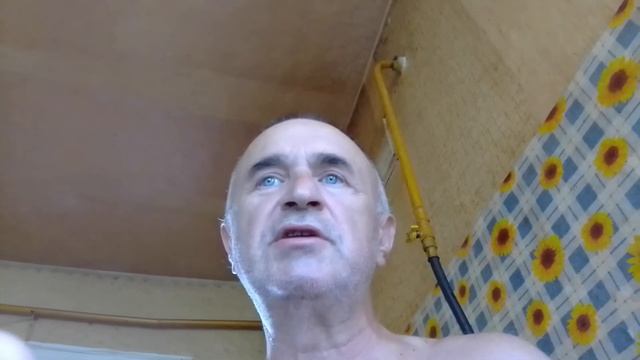Первый раз гадание бесплатно.