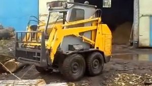 Работа погрузчика МУМС 11 БАРС 03 10 2012 год