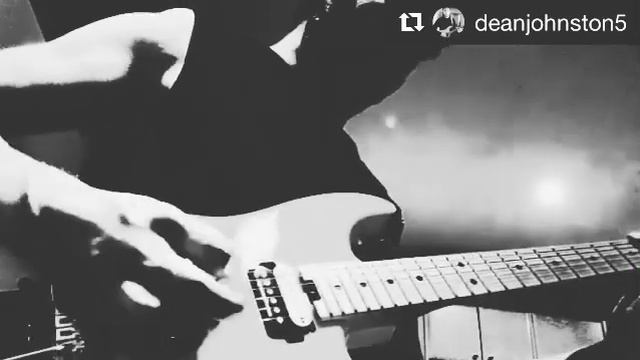 Fender Yngwie Malmsteen Overdrive смотреть онлайн